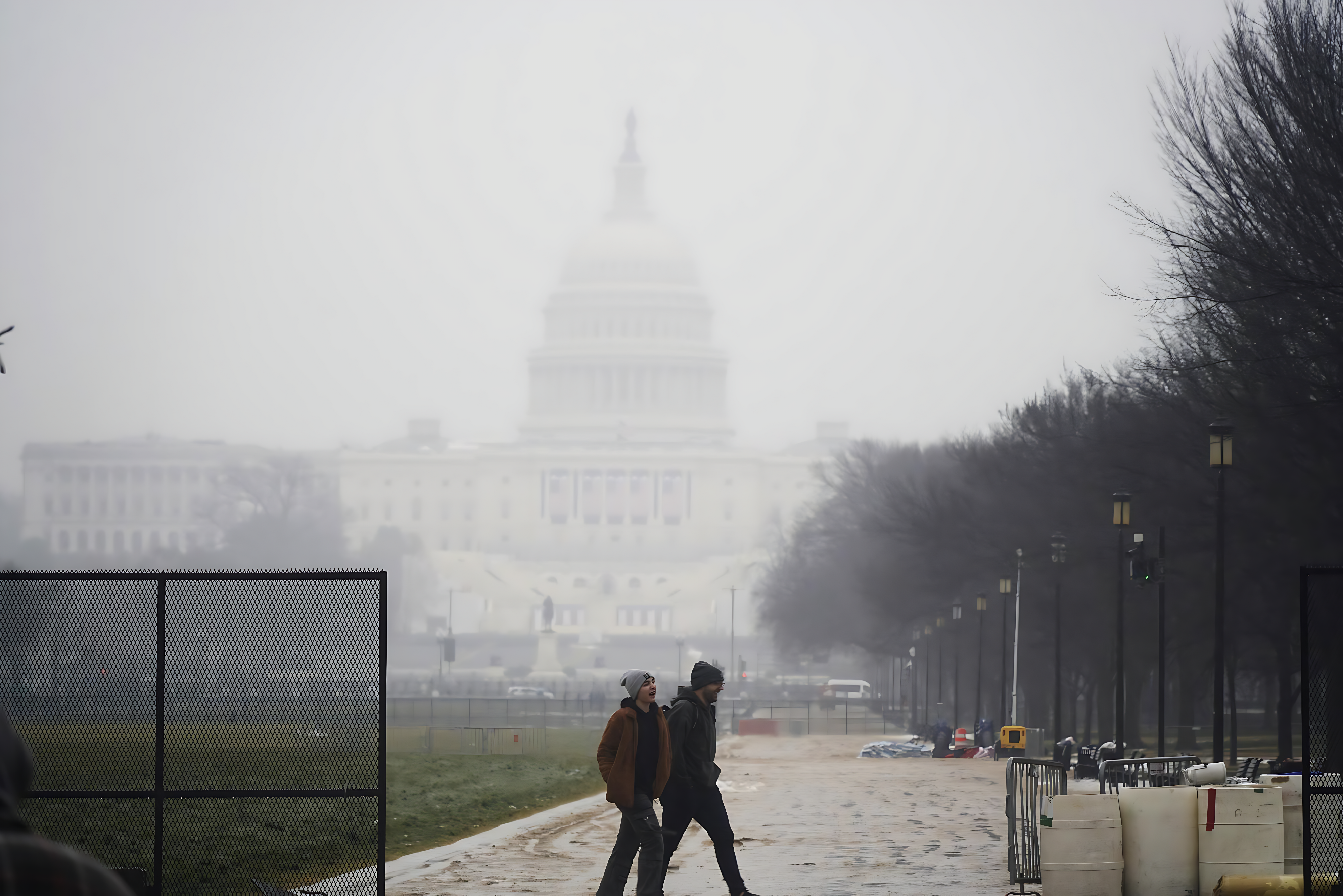 The US State Department suspends the vast majority of foreig